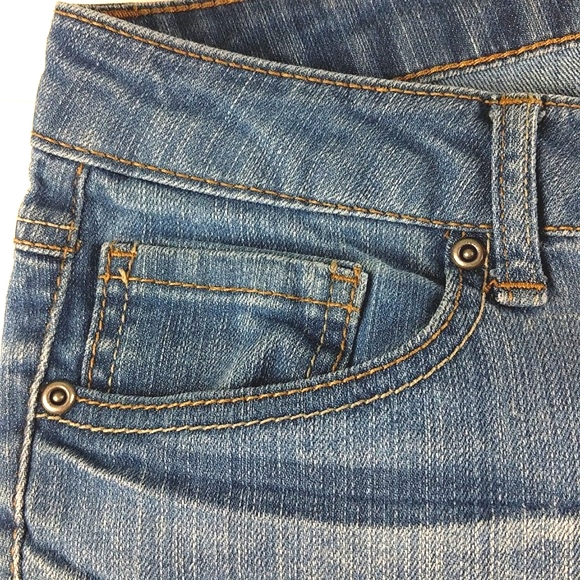 Mudd Denim Skinny Jeans (Size: 9) - Picture 5 of 10